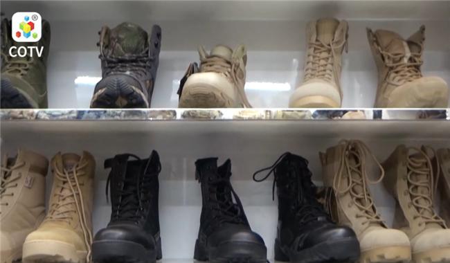 广州地球军鞋工厂生产军用球鞋,皮鞋,背包,手套,军服等产品